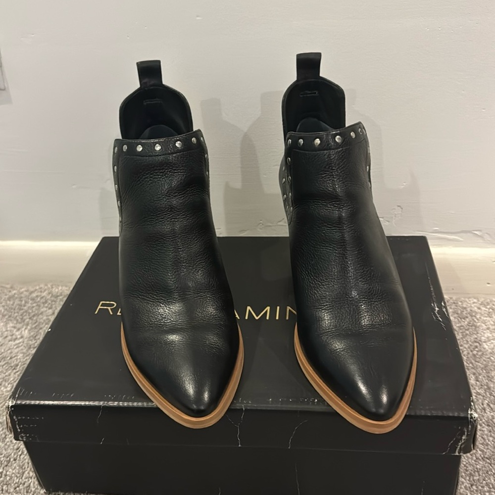 Rebecca Minkoff size 8.5 leather booties